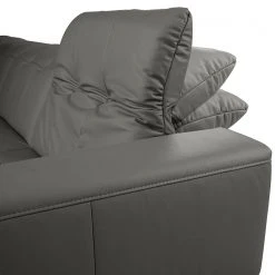 Fredriks Wohnlandschaft White Pine - Echtleder - Echtleder Mabra: Grau - Longchair davorstehend rechts / Ottomane links 18 Fredriks Wohnlandschaft White Pine - Echtleder - Echtleder Mabra: Grau - Longchair davorstehend rechts / Ottomane links -Wohnzimmermöbel boutique en ligne 1000241957 210208 14271400296 DETAILS P000000001000241957