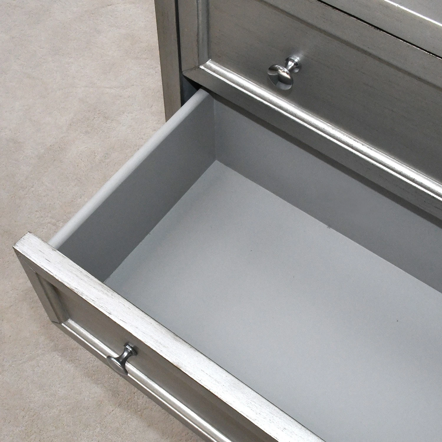 Red Living Kommode Vaunac - Matt Silber / Schwarz 9 Red Living Kommode Vaunac - Matt Silber / Schwarz – Bild 9