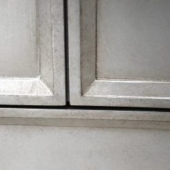 Red Living Kommode Tilloloy - Matt Silber / Schwarz 19 Red Living Kommode Tilloloy - Matt Silber / Schwarz -Wohnzimmermöbel boutique en ligne 1000242718 210121 08085000043 DETAILS P000000001000242718