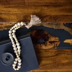 Wolf-Möbel Epoxidharz-Couchtisch Tarnac - Akazie massiv / Metall - Grau -Wohnzimmermöbel boutique en ligne 1000243196 220621 023 MOOD DETAILS P000000001000243196 mood