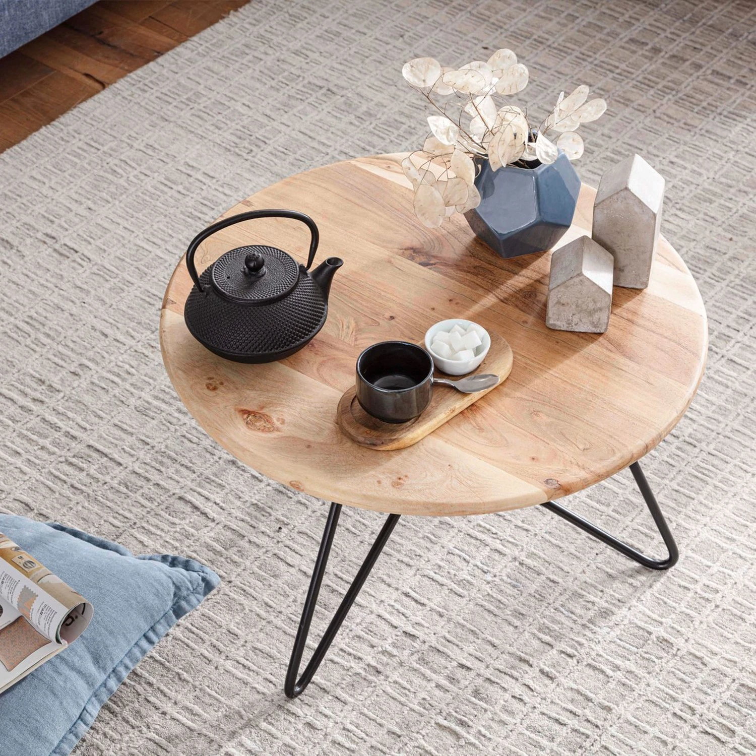 Naturoo Couchtisch Heusse II - Akazie massiv / Metall - Mango / Schwarz 3 Naturoo Couchtisch Heusse II - Akazie massiv / Metall - Mango / Schwarz – Bild 3