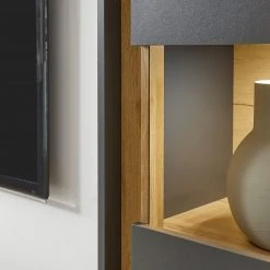 Norrwood Standvitrine Olon - Anthrazit -Wohnzimmermöbel boutique en ligne 1000260645 210420 07402000056 DETAILS P000000001000260645