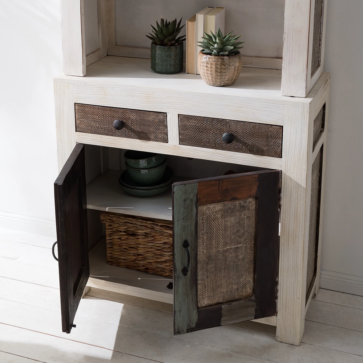 Wolf-Möbel Kommode Goa White - Mango teilmassiv - Mango Vintage Weiß 3 Wolf-Möbel Kommode Goa White - Mango teilmassiv - Mango Vintage Weiß – Bild 3