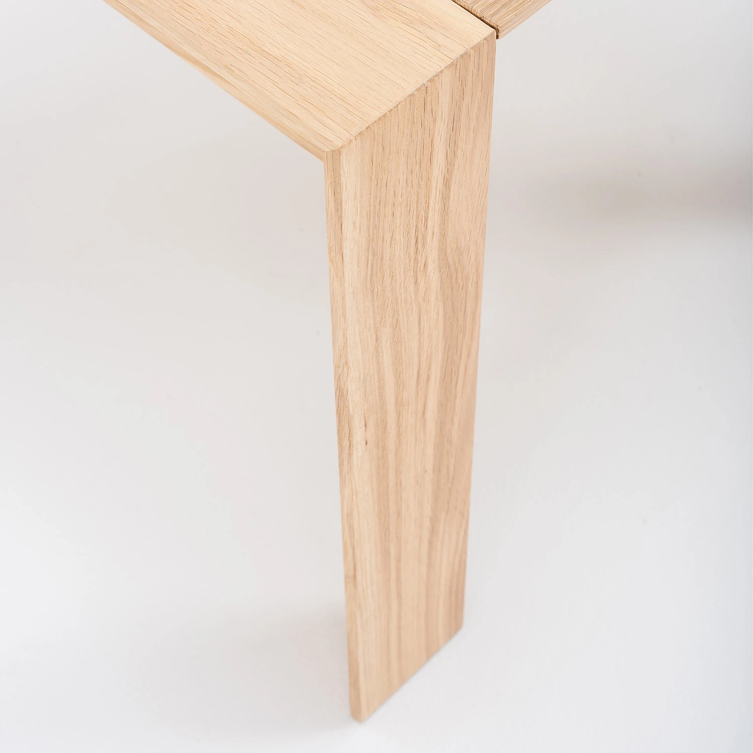 Studio Copenhagen Couchtisch Maayka - Eiche teilmassiv - Eiche Hell - Breite: 55 cm 11 Studio Copenhagen Couchtisch Maayka - Eiche teilmassiv - Eiche Hell - Breite: 55 cm – Bild 11