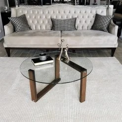 Loftscape Couchtisch Yorkton II - Glas / Walnuss massiv - Walnuss 17 Loftscape Couchtisch Yorkton II - Glas / Walnuss massiv - Walnuss -Wohnzimmermöbel boutique en ligne 1000333739 220302 025 MOOD DETAILS P000000001000333739 mood