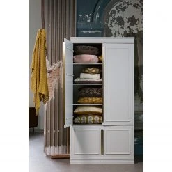 Ridgevalley Schrank Scudo - Kiefer massiv - Kiefer Weiß - Tiefe: 44 cm -Wohnzimmermöbel boutique en ligne 1000342111 220401 022 MOOD DETAILS P000000001000342111 mood