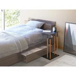 Yamazaki Beistelltisch Plain II - Esche massiv / Metall - Schwarz -Wohnzimmermöbel boutique en ligne 1000347250 220505 022 MOOD DETAILS P000000001000347250 mood