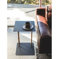 Yamazaki Beistelltisch Plain II - Esche massiv / Metall - Schwarz -Wohnzimmermöbel boutique en ligne 1000347250 220505 025 MOOD DETAILS P000000001000347250 mood