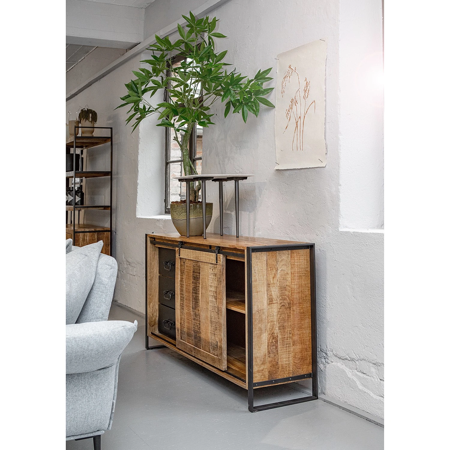 Red Living Sideboard Toleos - Mango sägerau massiv / Eisen - Mangoholz / Schwarz 3 Red Living Sideboard Toleos - Mango sägerau massiv / Eisen - Mangoholz / Schwarz – Bild 3