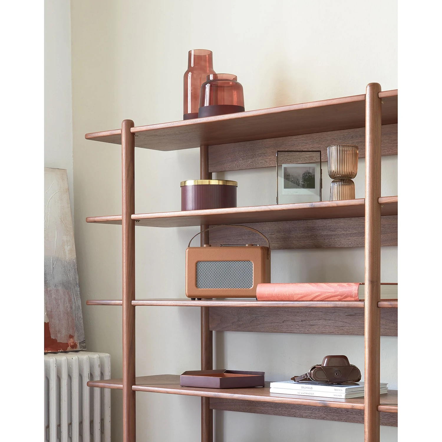 Naturoo Regal Chipata - Walnuss teilmassiv 4 Naturoo Regal Chipata - Walnuss teilmassiv – Bild 4