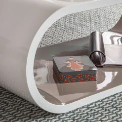 Fredriks Couchtisch Two Colour - Hochglanz Weiß / Hochglanz Lava -Wohnzimmermöbel boutique en ligne couchtisch two colour hochglanz weiss lava 3314377