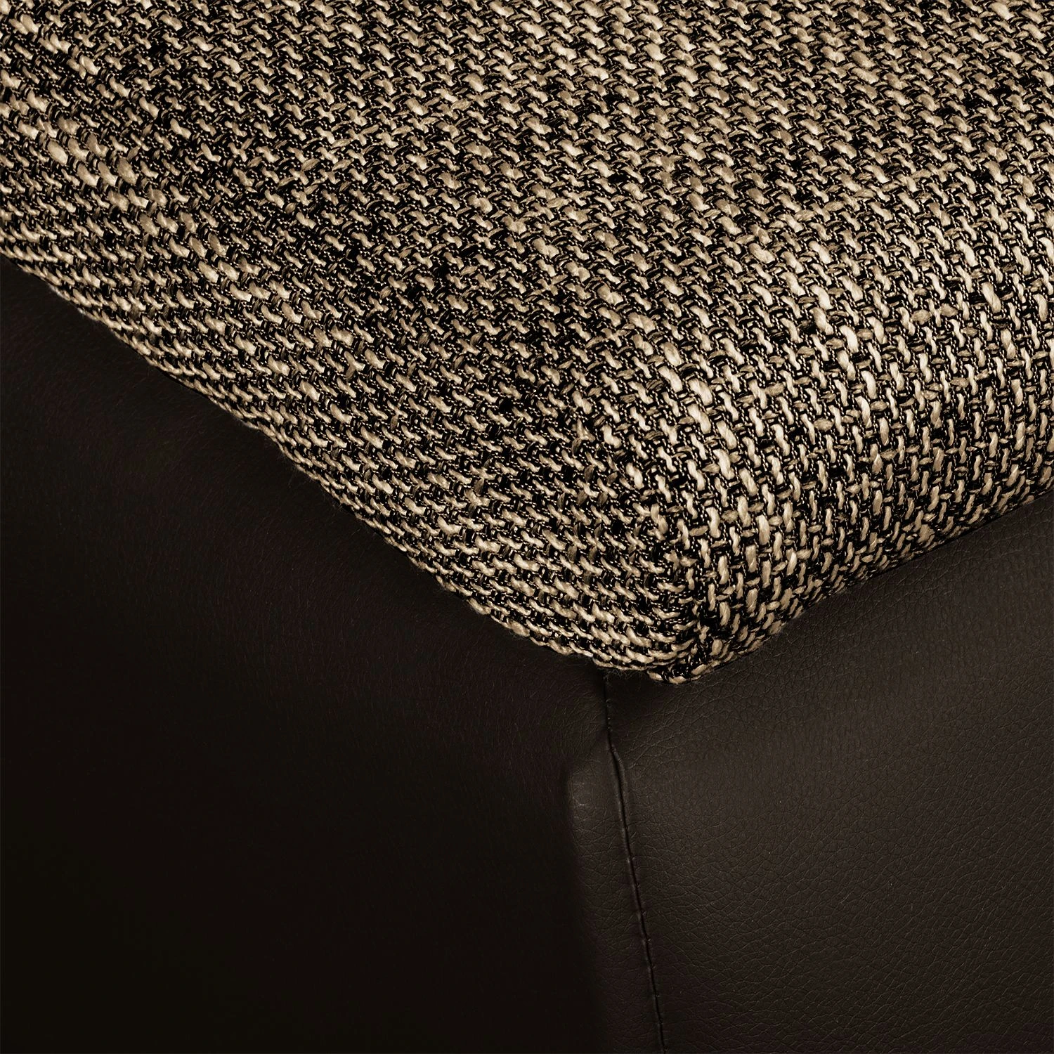 Fredriks Ecksofa Laza - mit Schlaffunktion - Kunstleder / Webstoff - Dunkelbraun / Cappuccino - Longchair davorstehend links 28 Fredriks Ecksofa Laza - mit Schlaffunktion - Kunstleder / Webstoff - Dunkelbraun / Cappuccino - Longchair davorstehend links – Bild 28