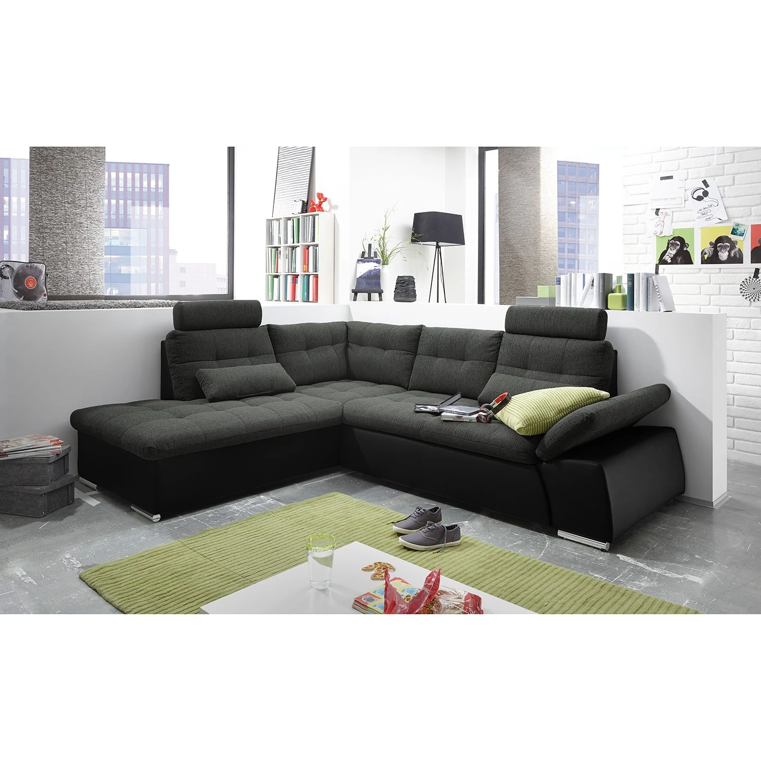 Fredriks Ecksofa Puntiro (mit Schlaffunktion) - Kunstleder Lilo / Strukturstoff Satur: Schwarz / Anthrazit - Ottomane davorstehend links 5 Fredriks Ecksofa Puntiro (mit Schlaffunktion) - Kunstleder Lilo / Strukturstoff Satur: Schwarz / Anthrazit - Ottomane davorstehend links – Bild 5