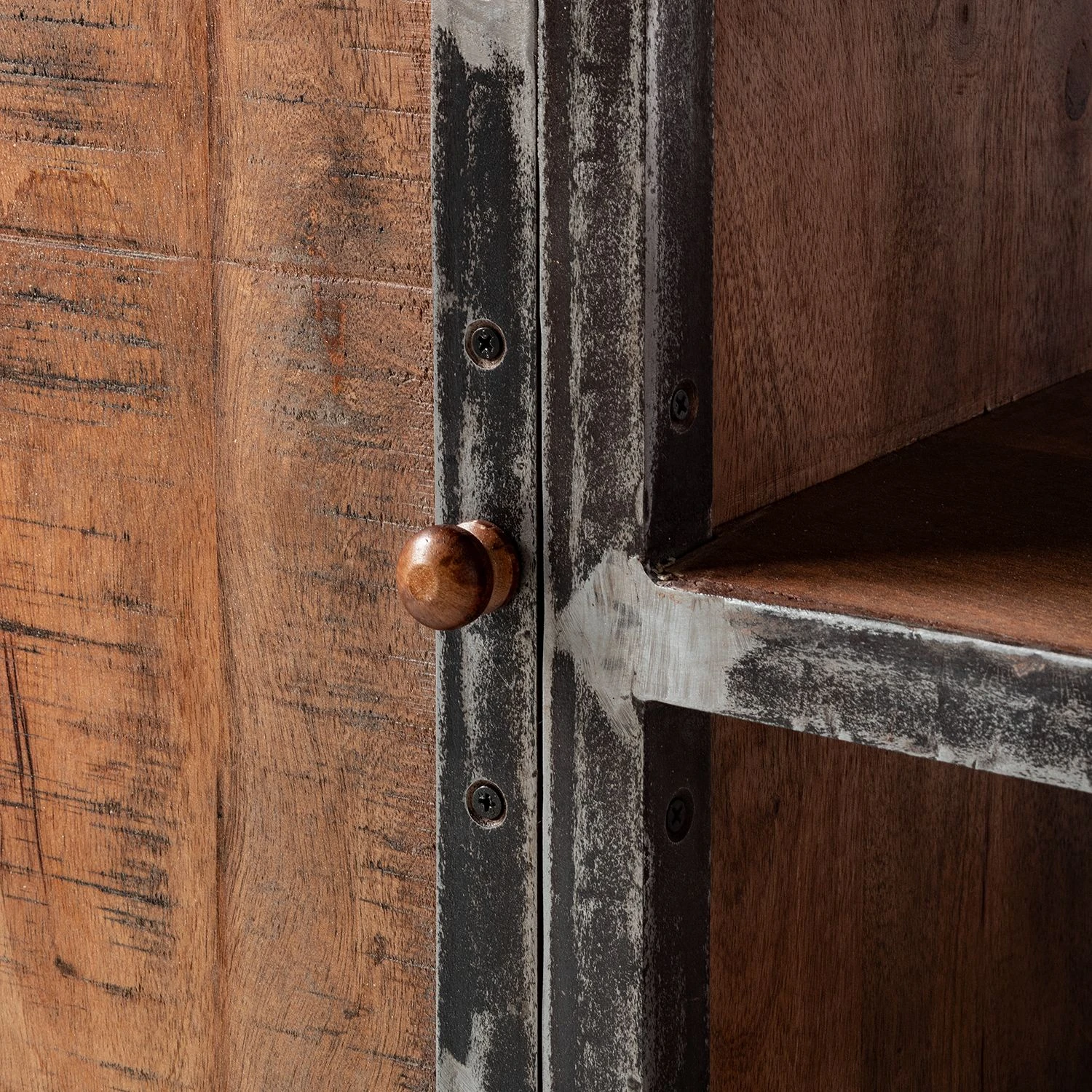 Ars manufacti TV-Lowboard Wharton I - Akazie teilmassiv / Stahl 8 Ars manufacti TV-Lowboard Wharton I - Akazie teilmassiv / Stahl – Bild 8